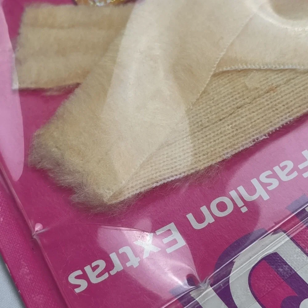 Barbie Fashion Extras 1984 Mattel Fur Shaw And Purse NOS Unopened  For 11.5
